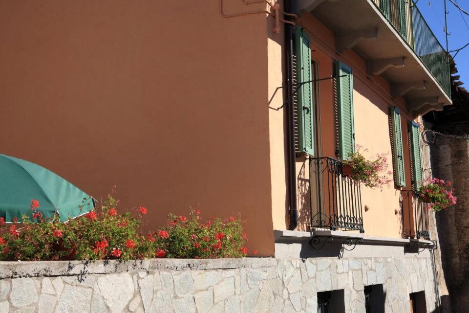 B&B Pisolo E I Persi Pien Roccasparvera Exterior photo